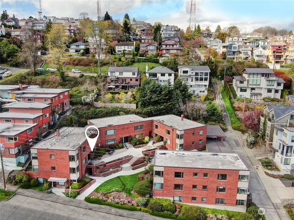 Photo of 216 Aloha Street #103, Seattle, WA 98109 (MLS # 2200037)