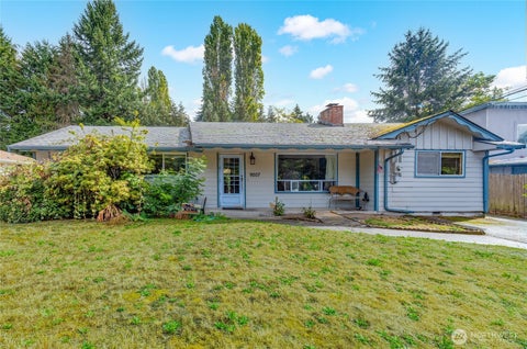 Photo of 9207 Yakima Avenue S, Tacoma, WA 98444 (MLS # 2586559)