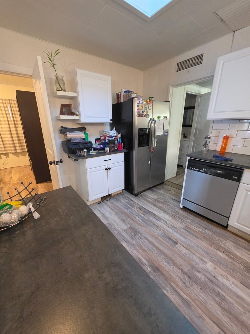 229 Pike Street NE