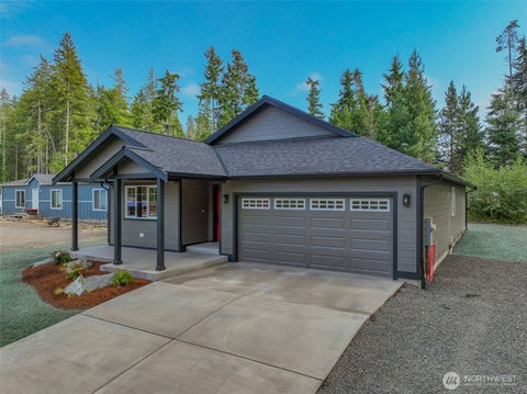 Photo of 680 NE Haven Lake Drive, Tahuya, WA 98588 (MLS # 2560299)