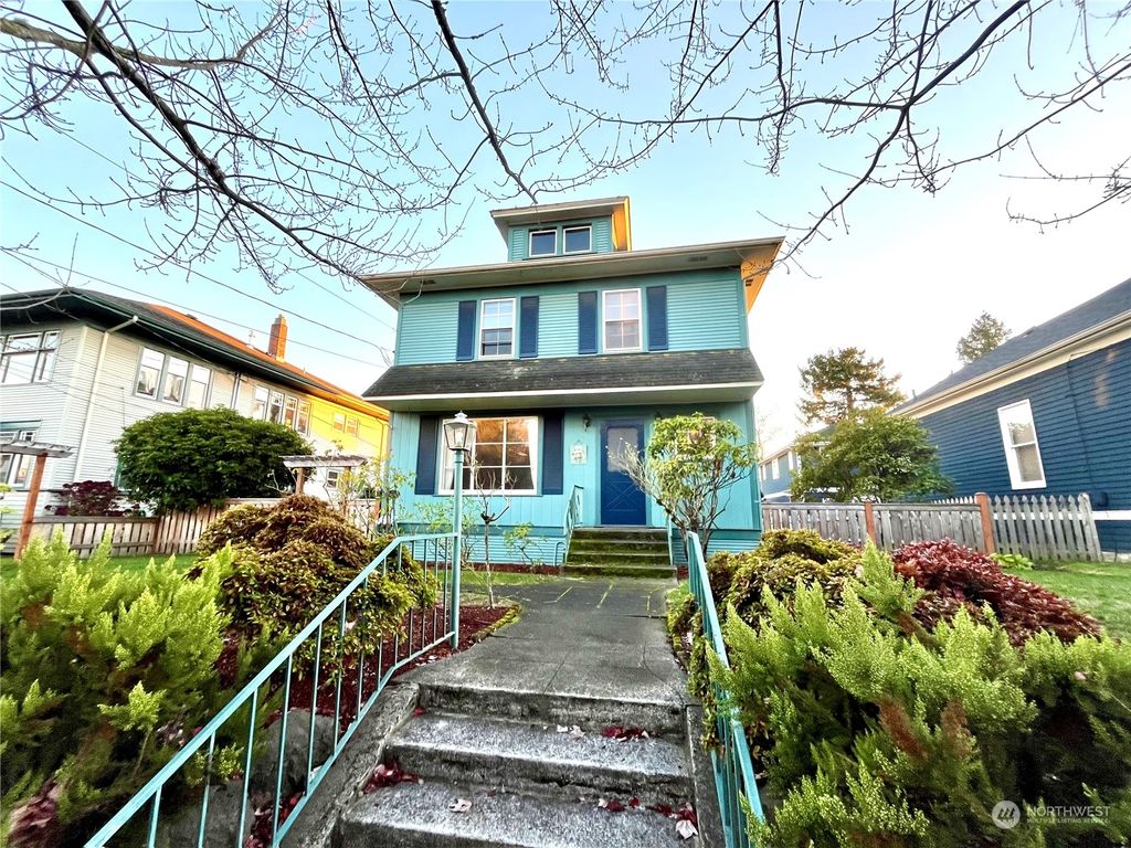 Photo of 3221 NW 65th Street, Seattle, WA 98117 (MLS # 2183588)