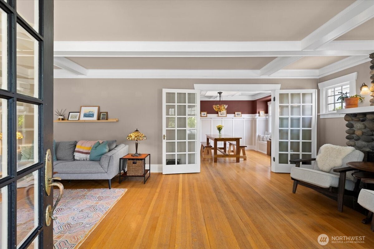 751 S 40th Street