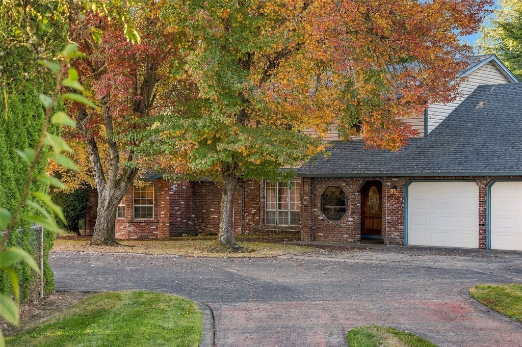 Photo of 17102 NE 37th Circle, Vancouver, WA 98682 (MLS # 2548843)