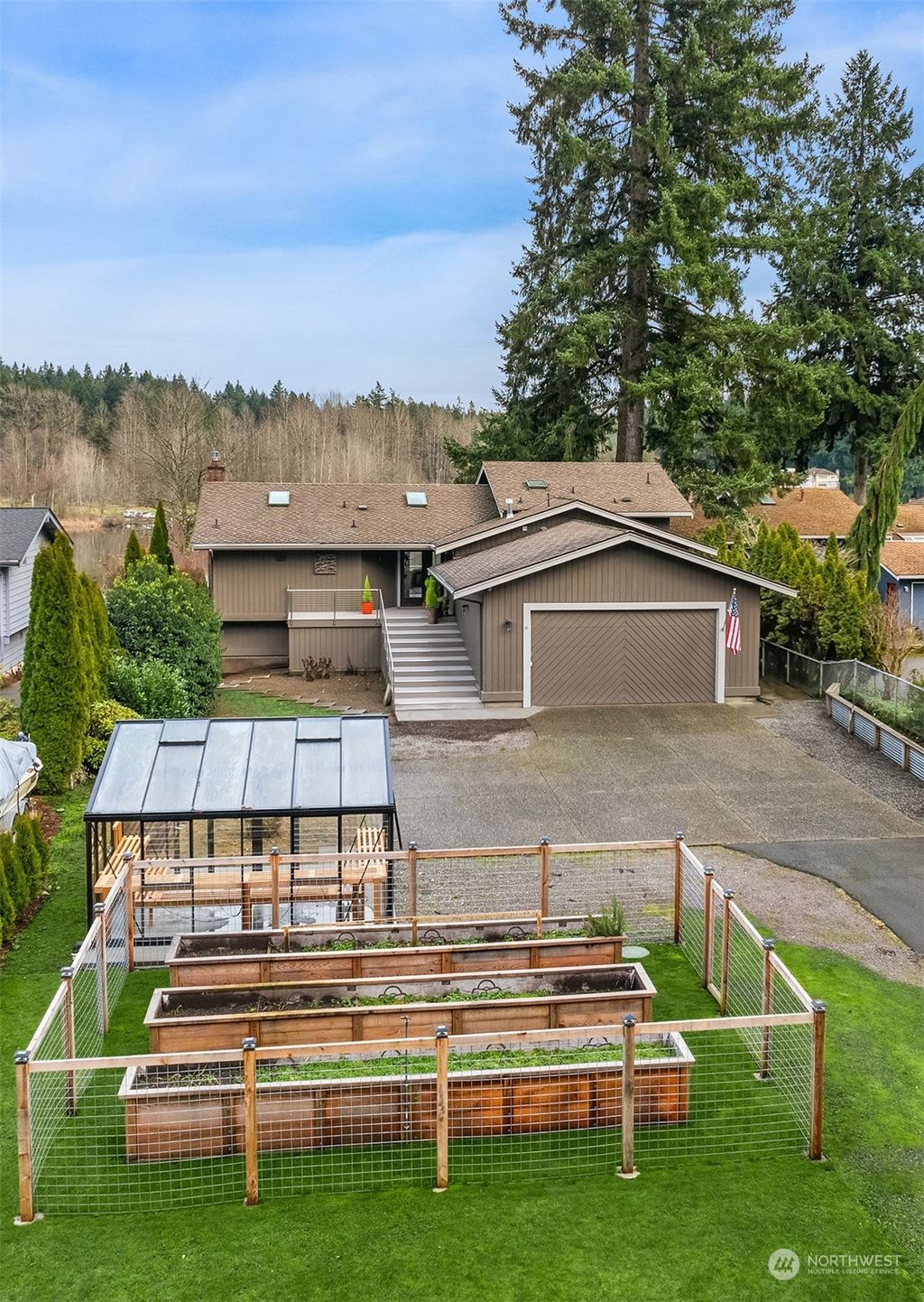 Photo of 17520 185th Avenue NE, Woodinville, WA 98072 (MLS # 2195462)