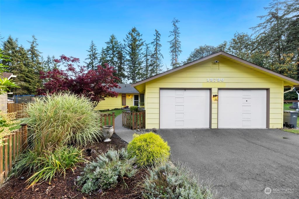 Photo of 12730 SE 95th Place, Renton, WA 98056 (MLS # 2299212)