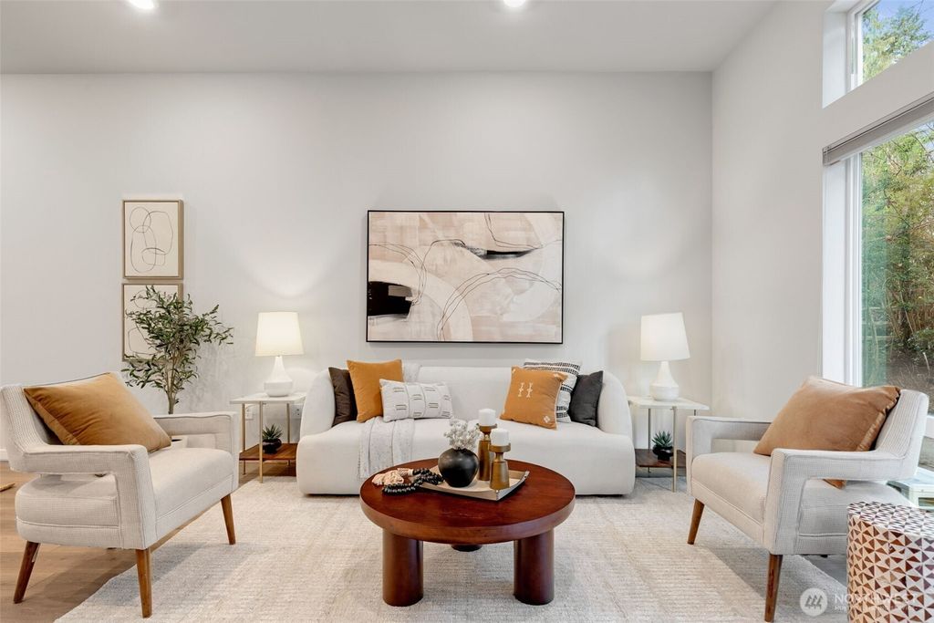 Photo of 8321 NE 176th Court #104, Kenmore, WA 98028 (MLS # 2479367)