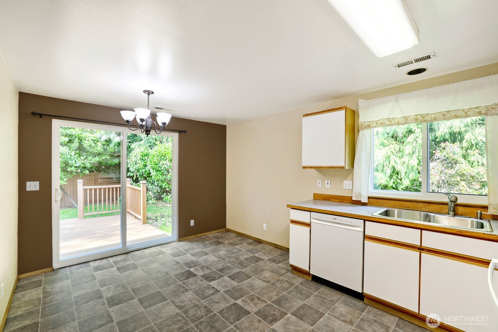 6018 4th Drive W