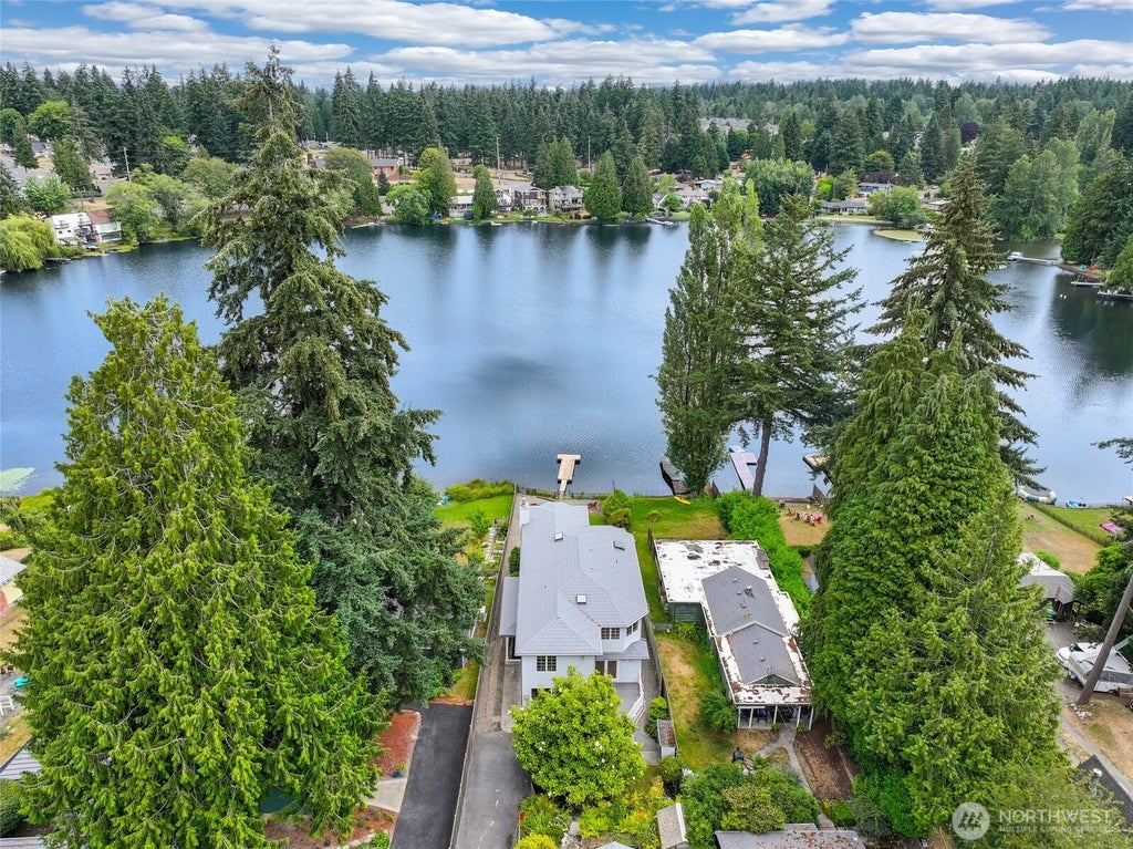 Photo of 31422 7th Place SW, Federal Way, WA 98023 (MLS # 2558095)
