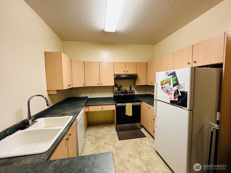 4217 164th Street SW A105