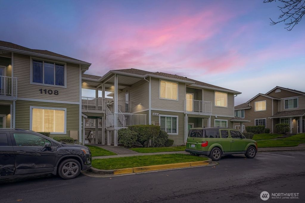 Photo of 1108 59th Street SE #C, Auburn, WA 98092 (MLS # 2452259)