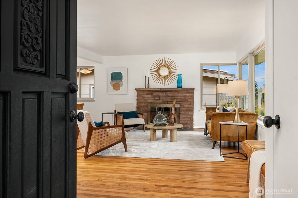 Photo of 3818 NE 94th Street, Seattle, WA 98115 (MLS # 2498530)