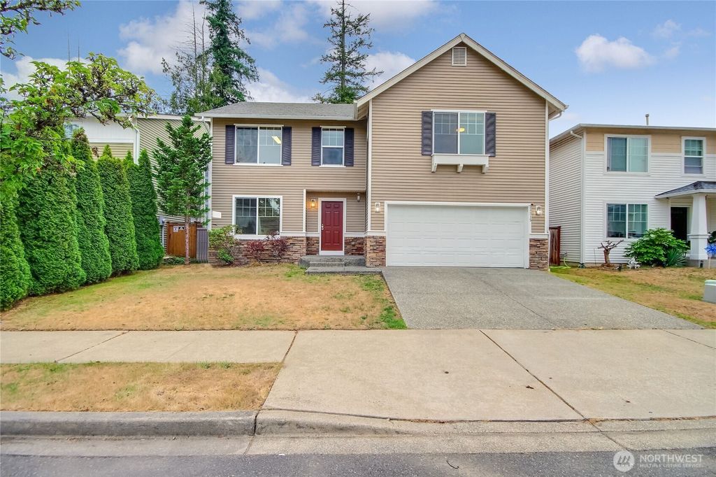 Photo of 33315 41st Place S, Federal Way, WA 98001 (MLS # 2432831)