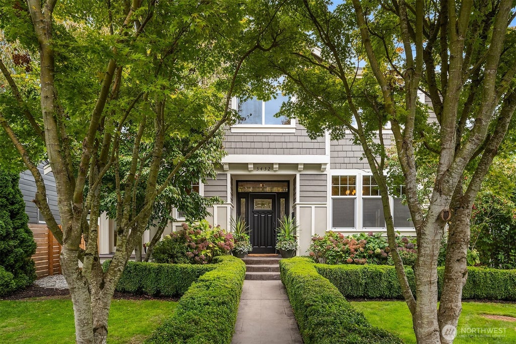 Photo of 3432 33rd Avenue W, Seattle, WA 98199 (MLS # 2587390)
