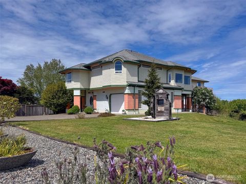 1623 W Fifth Street, Port Angeles, WA 98363 - MLS#: 2323119