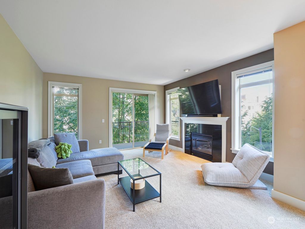 Photo of 5016 California Avenue SW #401, Seattle, WA 98136 (MLS # 2076977)