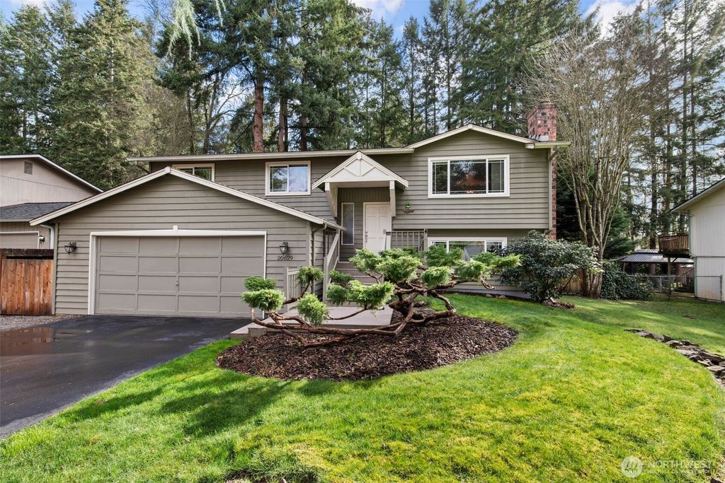 Photo of 20629 14th Drive SE, Bothell, WA 98012 (MLS # 2338137)