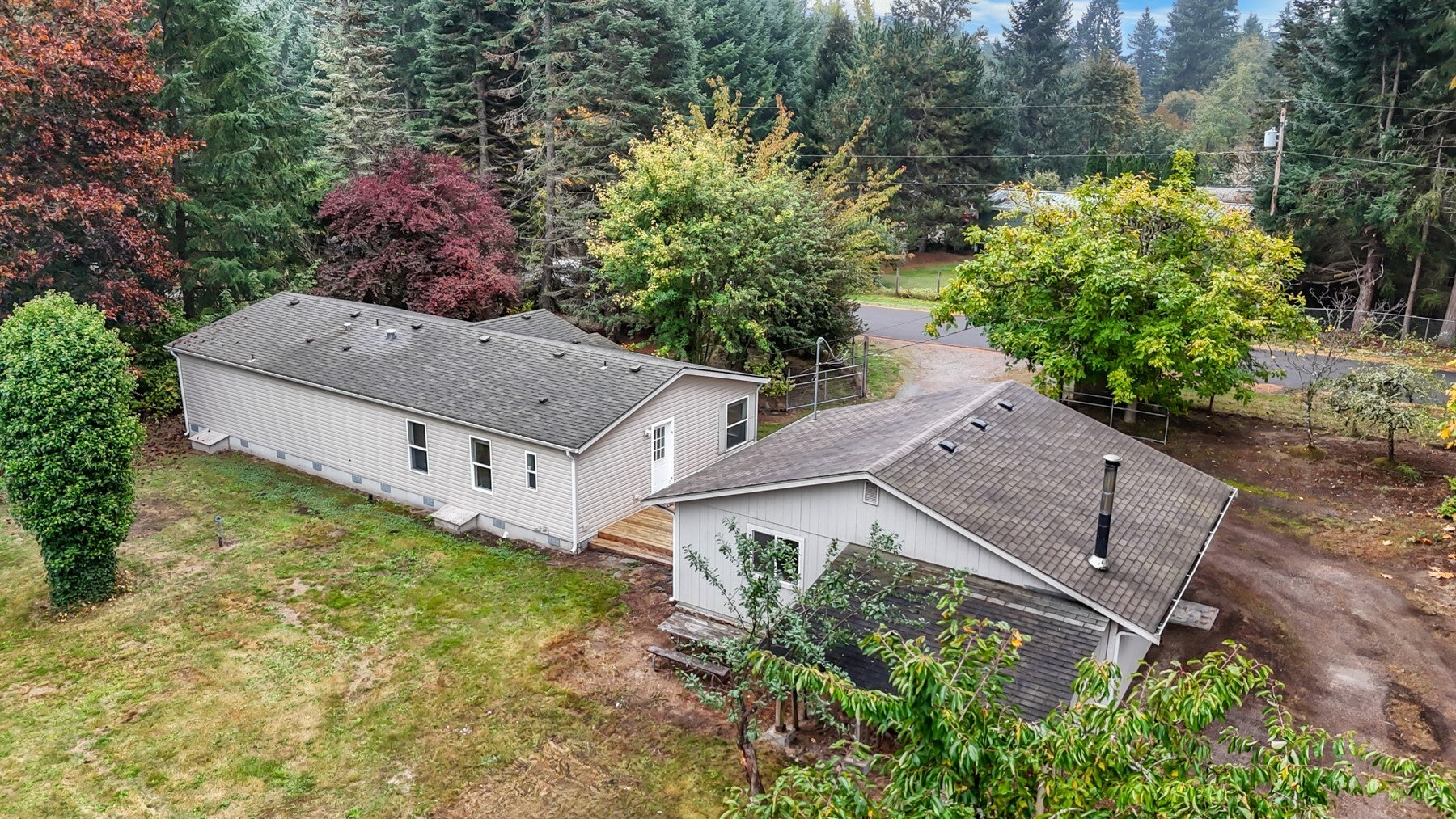 927 N Tipsoo Loop