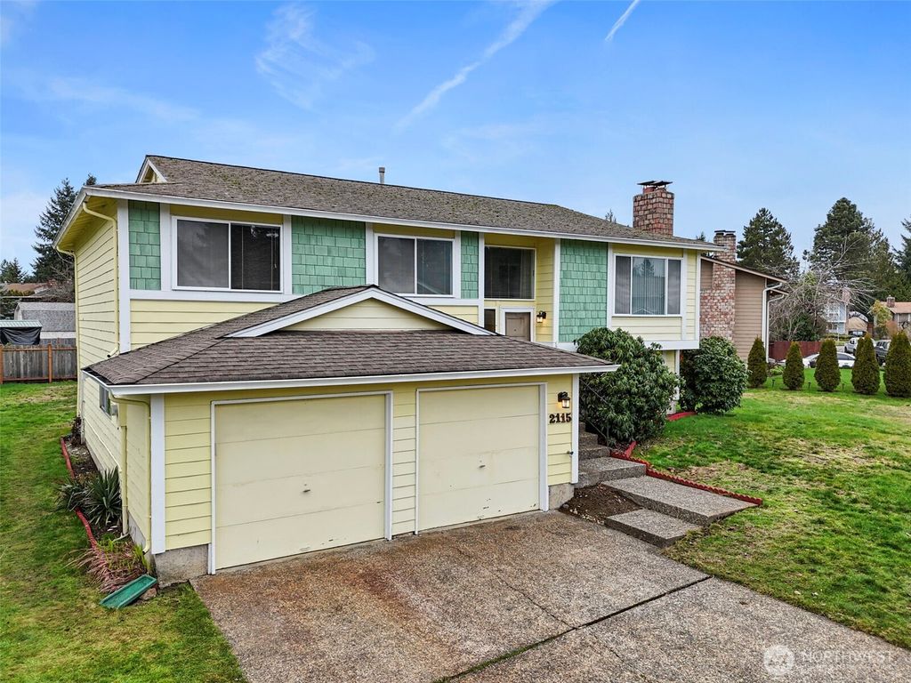Photo of 2115 Whitman Avenue NE, Renton, WA 98059 (MLS # 2469233)