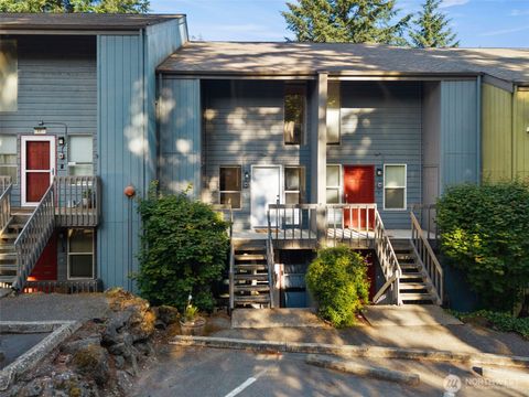 Photo of 500 N National Avenue #14, Bremerton, WA 98312 (MLS # 2538216)