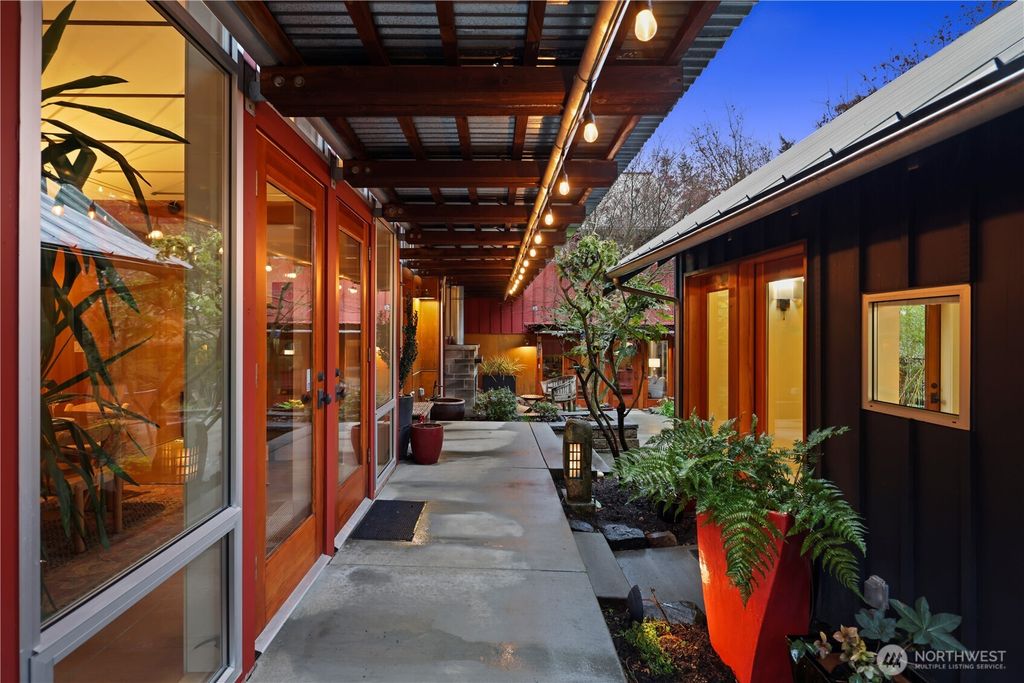 Photo of 10623 NE 155th Place, Bothell, WA 98011 (MLS # 2506400)