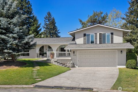 Photo of 14218 SE 163rd Place, Renton, WA 98058 (MLS # 2515343)