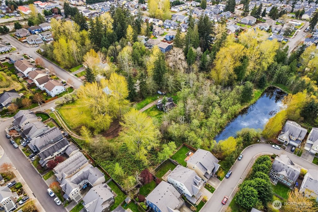 Photo of 5416 NE 5th Place, Renton, WA 98059 (MLS # 2358000)