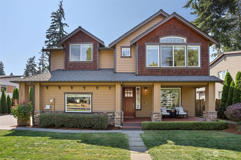 Photo of 7023 126th Avenue NE, Kirkland, WA 98033 (MLS # 2274125)