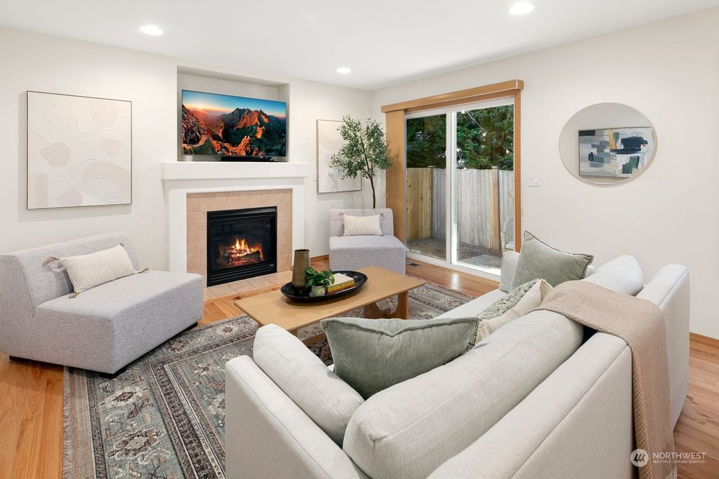 listing image 9362040888282906198
