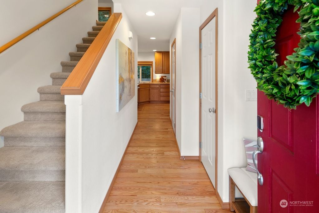 listing image 9364030334826696741