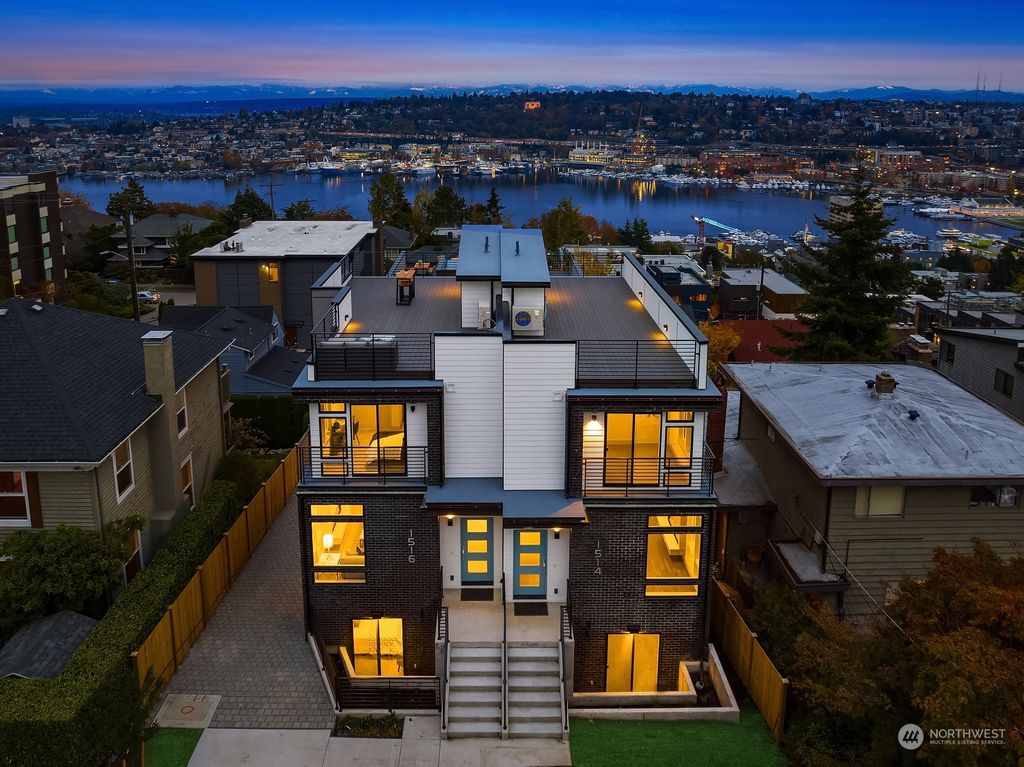 Photo of 1514 Bigelow Avenue N, Seattle, WA 98109 (MLS # 2040278)