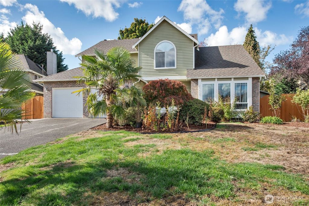 Photo of 21439 129th Place SE, Kent, WA 98031 (MLS # 2471916)