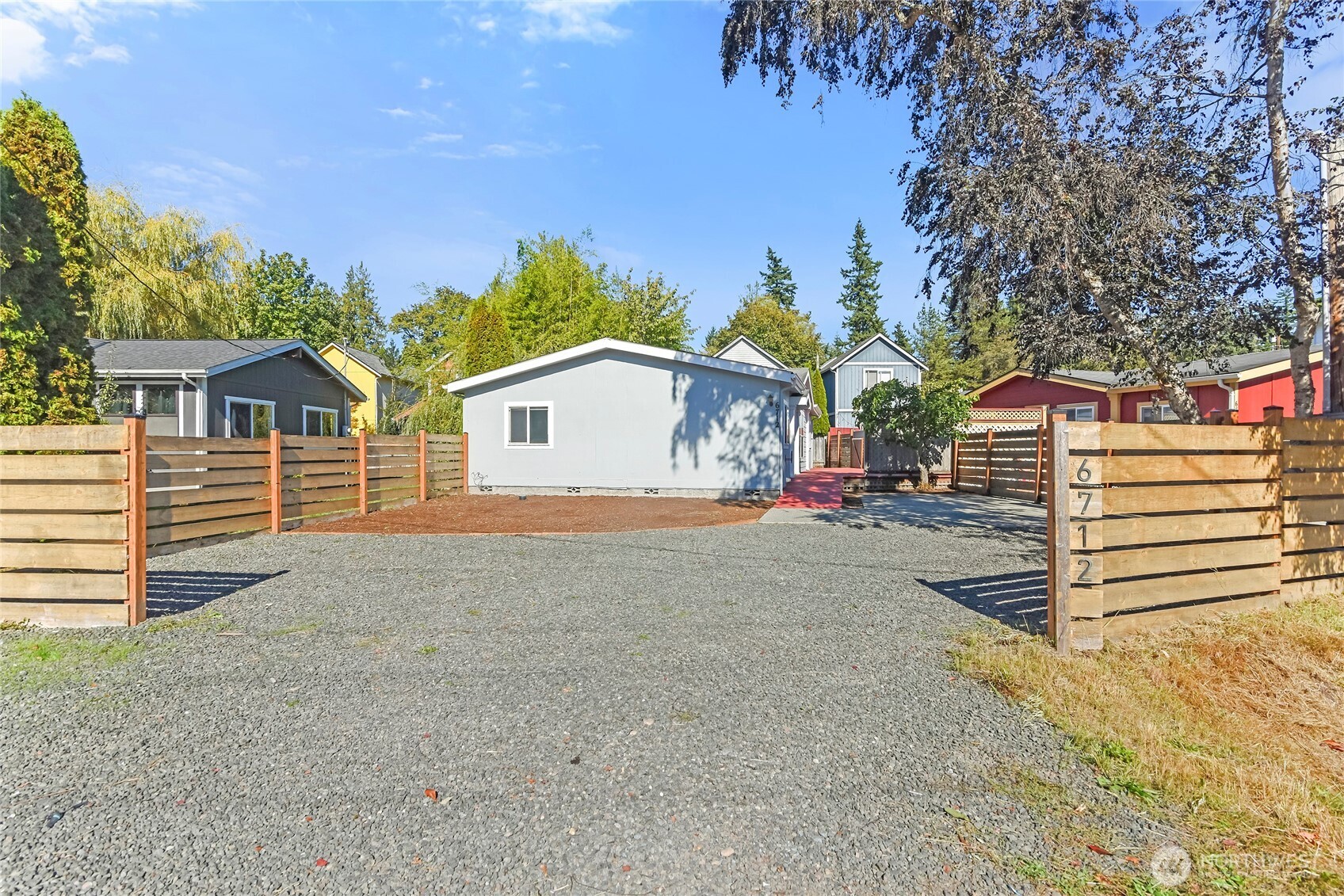 6712 NE Geneva Street