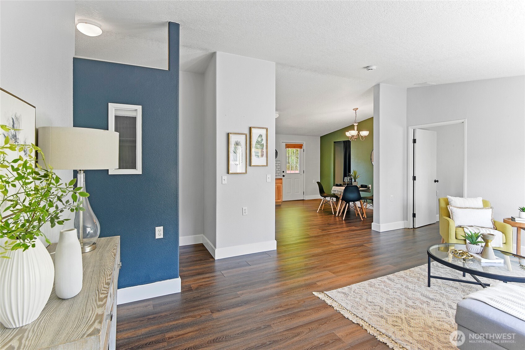 6712 NE Geneva Street