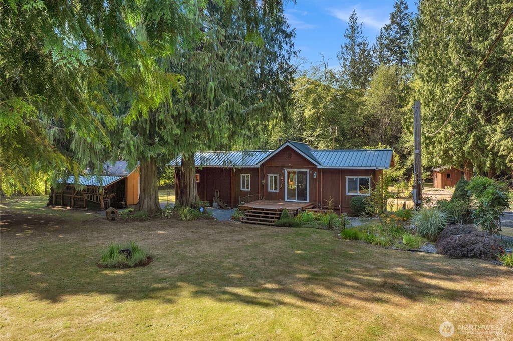 Photo of 6405 Happy Hollow Road, Stanwood, WA 98292 (MLS # 2567342)