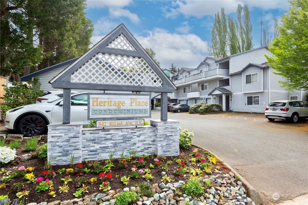 Photo of 342 102 Avenue SE #217, Bellevue, WA 98004 (MLS # 2064859)