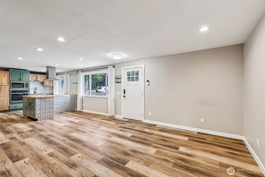 Photo of 6521 194th Avenue E, Bonney Lake, WA 98391 (MLS # 2471317)