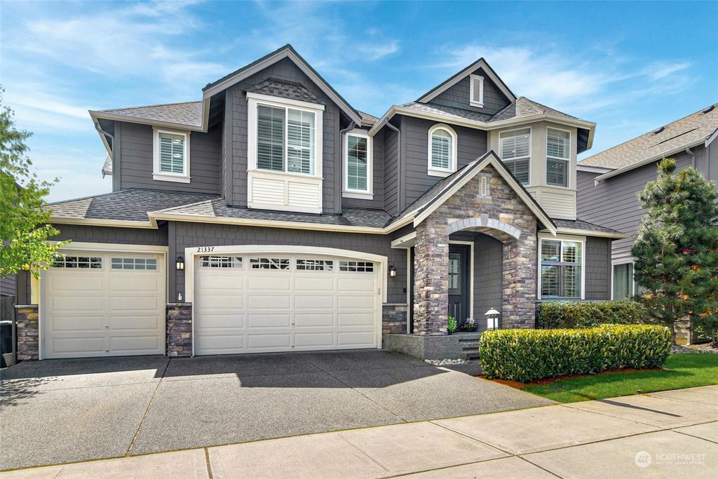 Photo of 21337 NE 2nd Court, Sammamish, WA 98074 (MLS # 2233675)