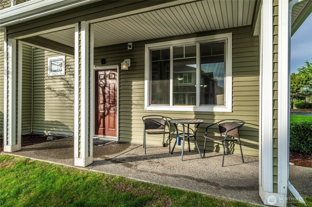 Photo of 1119 59th Street SE #B2, Auburn, WA 98092 (MLS # 2461085)