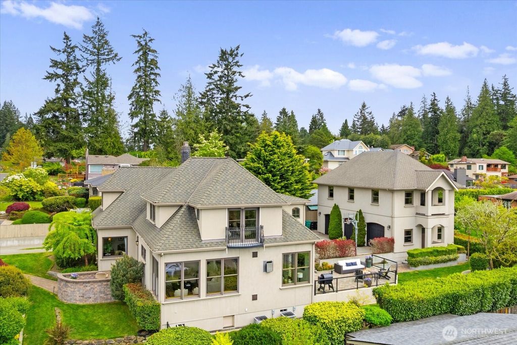 Photo of 1025 NW 178th Street, Shoreline, WA 98177 (MLS # 2359483)