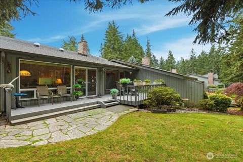 Photo of 903 30th Street NW #3D, Gig Harbor, WA 98335 (MLS # 2457460)