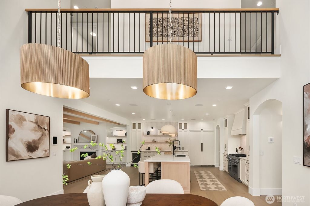 Photo of 1813 3rd Street, Kirkland, WA 98033 (MLS # 2458610)