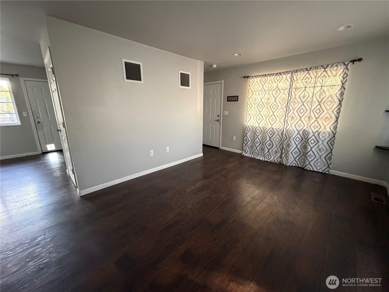 520 S Douglas Avenue