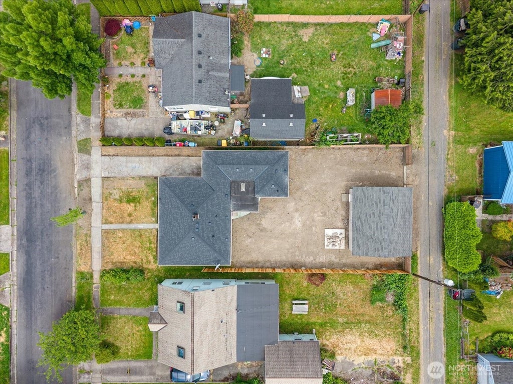 Photo of 440 25th Avenue, Longview, WA 98632 (MLS # 2537548)
