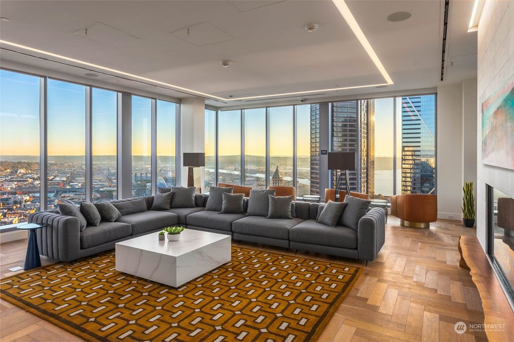 Photo of 800 Columbia Street #812, Seattle, WA 98104 (MLS # 2196362)