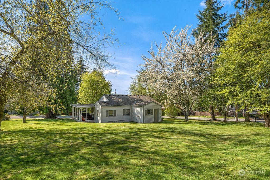 Photo of 1836 1st Street, Kirkland, WA 98033 (MLS # 2059943)