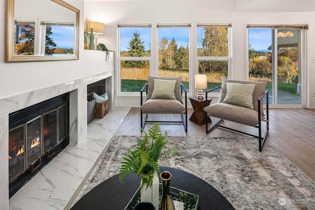 Photo of 15664 NE 70th Court, Redmond, WA 98052 (MLS # 2179079)