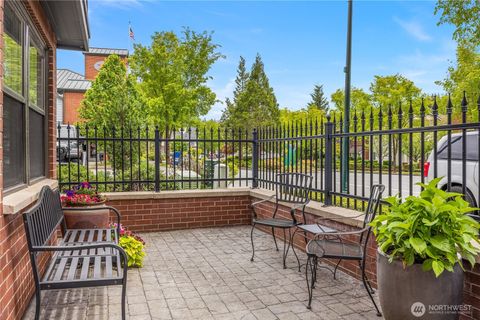 Photo of 1186 NE Park Drive NE, Issaquah, WA 98029 (MLS # 2526832)