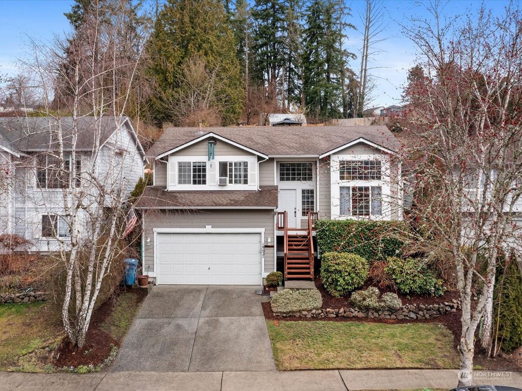 Photo of 18627 Rainier View Road, Monroe, WA 98272 (MLS # 2206121)