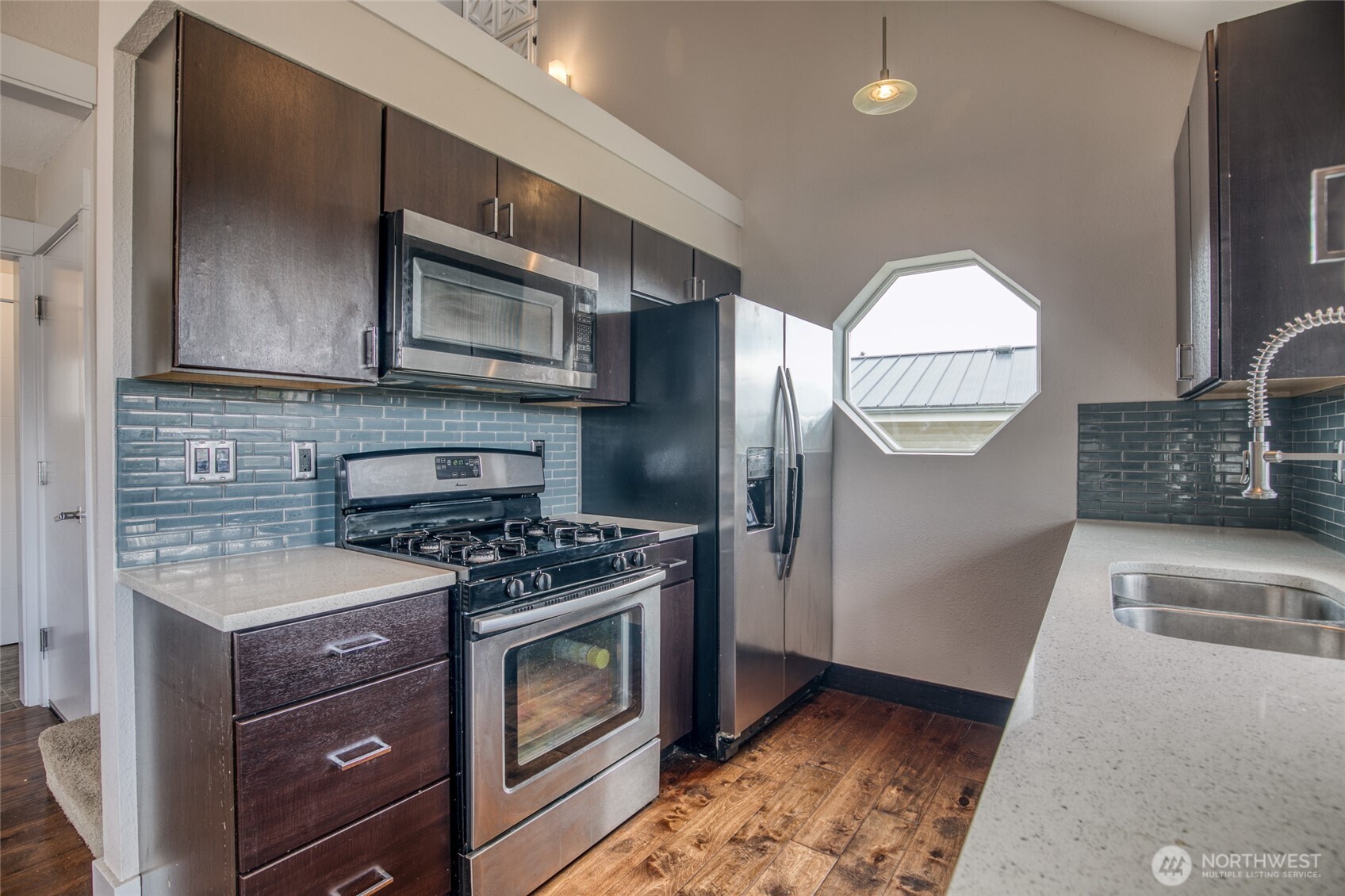 260 Ocean shores Boulevard SW