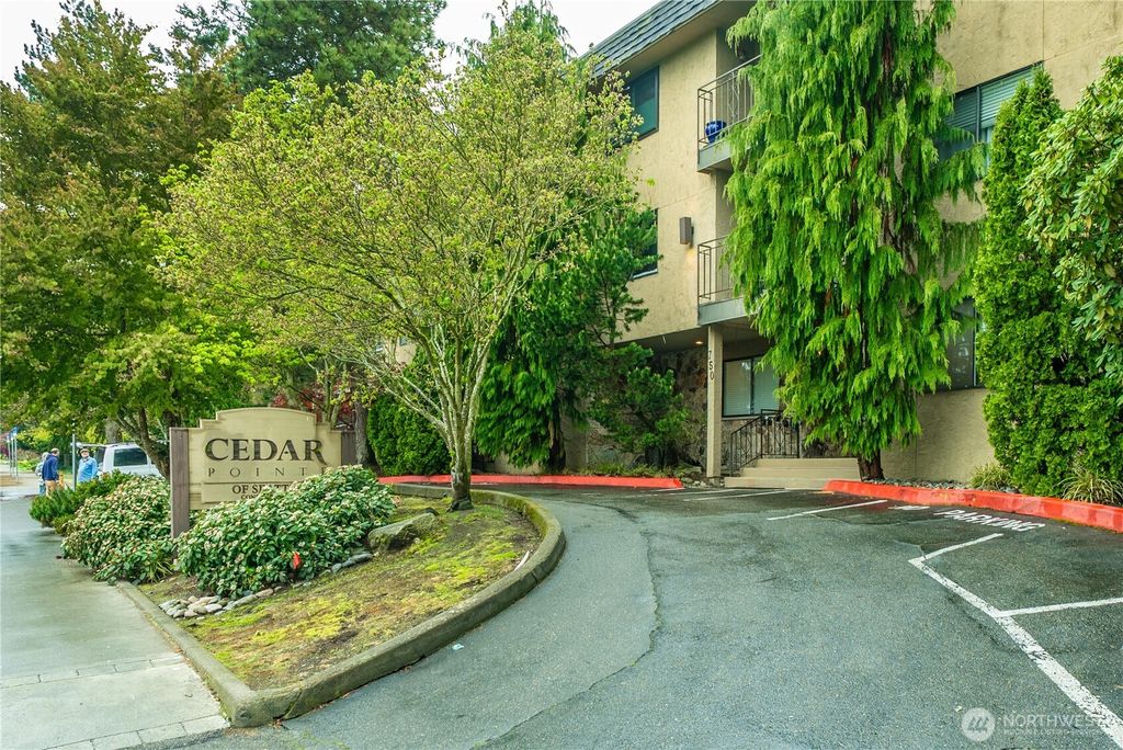 Photo of 750 N 143rd Street #212, Seattle, WA 98133 (MLS # 2510566)
